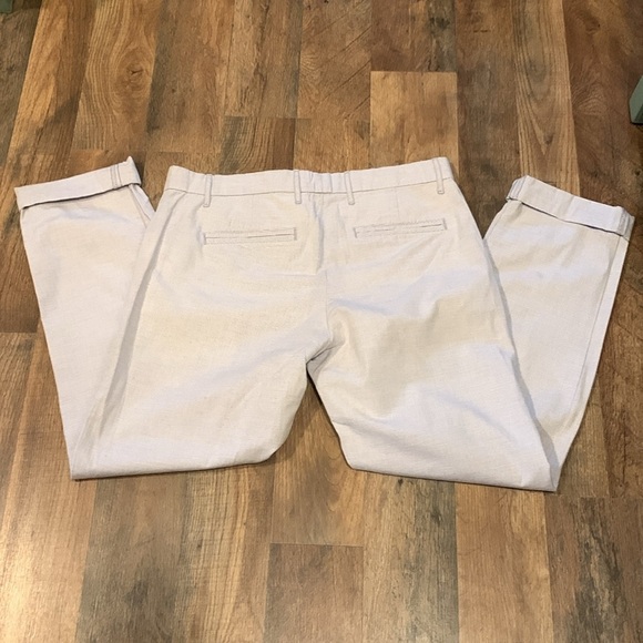 Khakis by GAP.  Broken-In Straight. Size 0. 100% Cotton. Blue Mini Stripe. - Picture 9 of 9